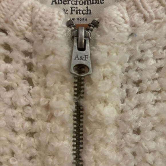 Abercrombie and Fitch Sherpa Knit Teddy Beige Bomber Jacket with Pockets Small - Picture 6 of 7